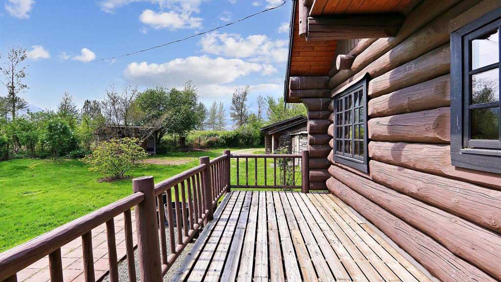 harrison-river-cabin-10