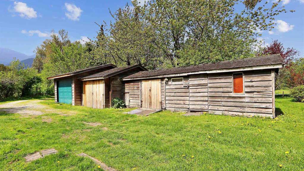 harrison-river-cabin-2