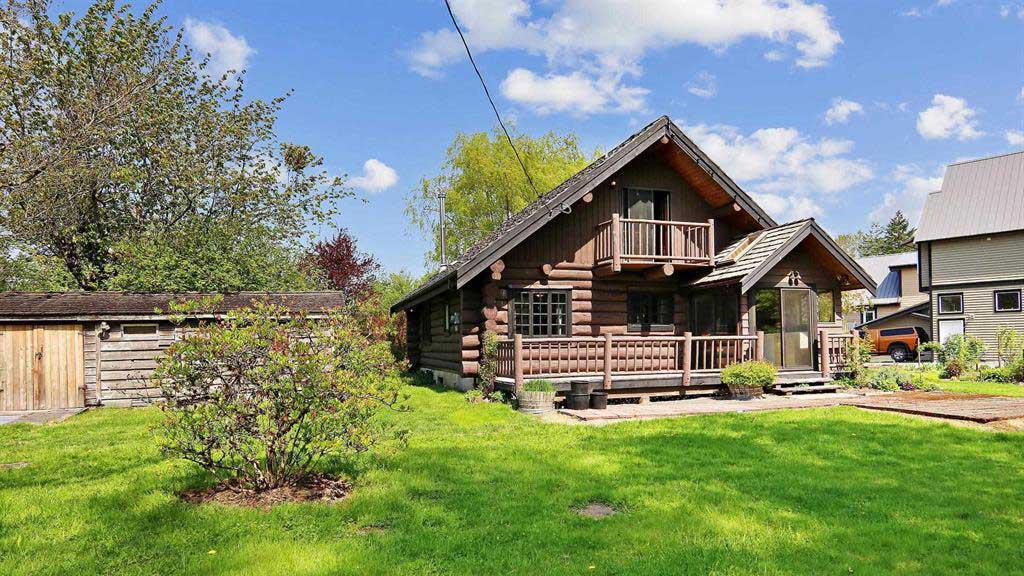 harrison-river-cabin-3