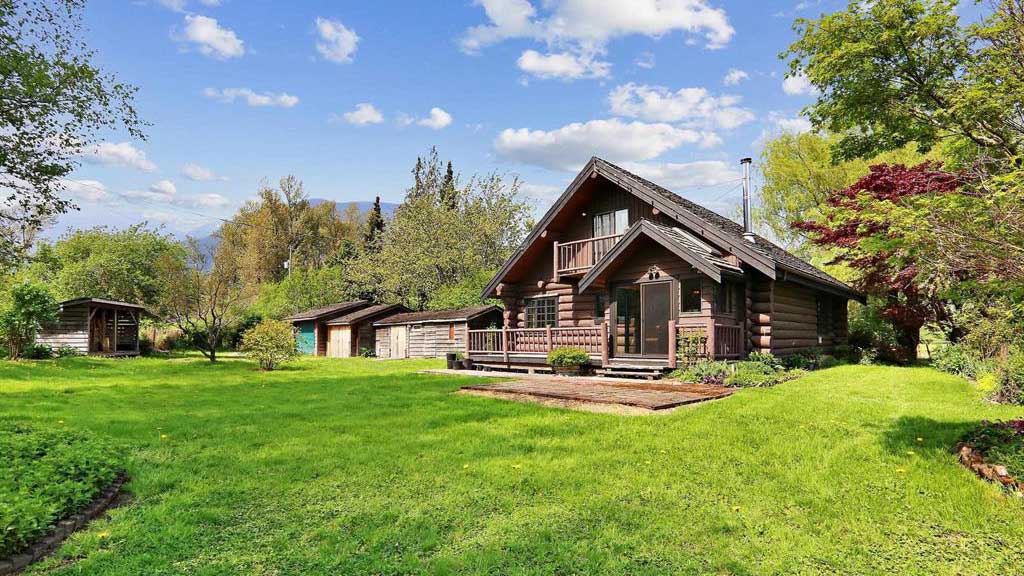 harrison-river-cabin-7